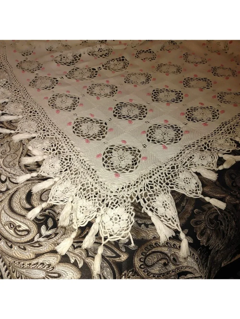 White Crochet King Bedspread Vintage Handmade Lattice Tassel Lace Floral Flower